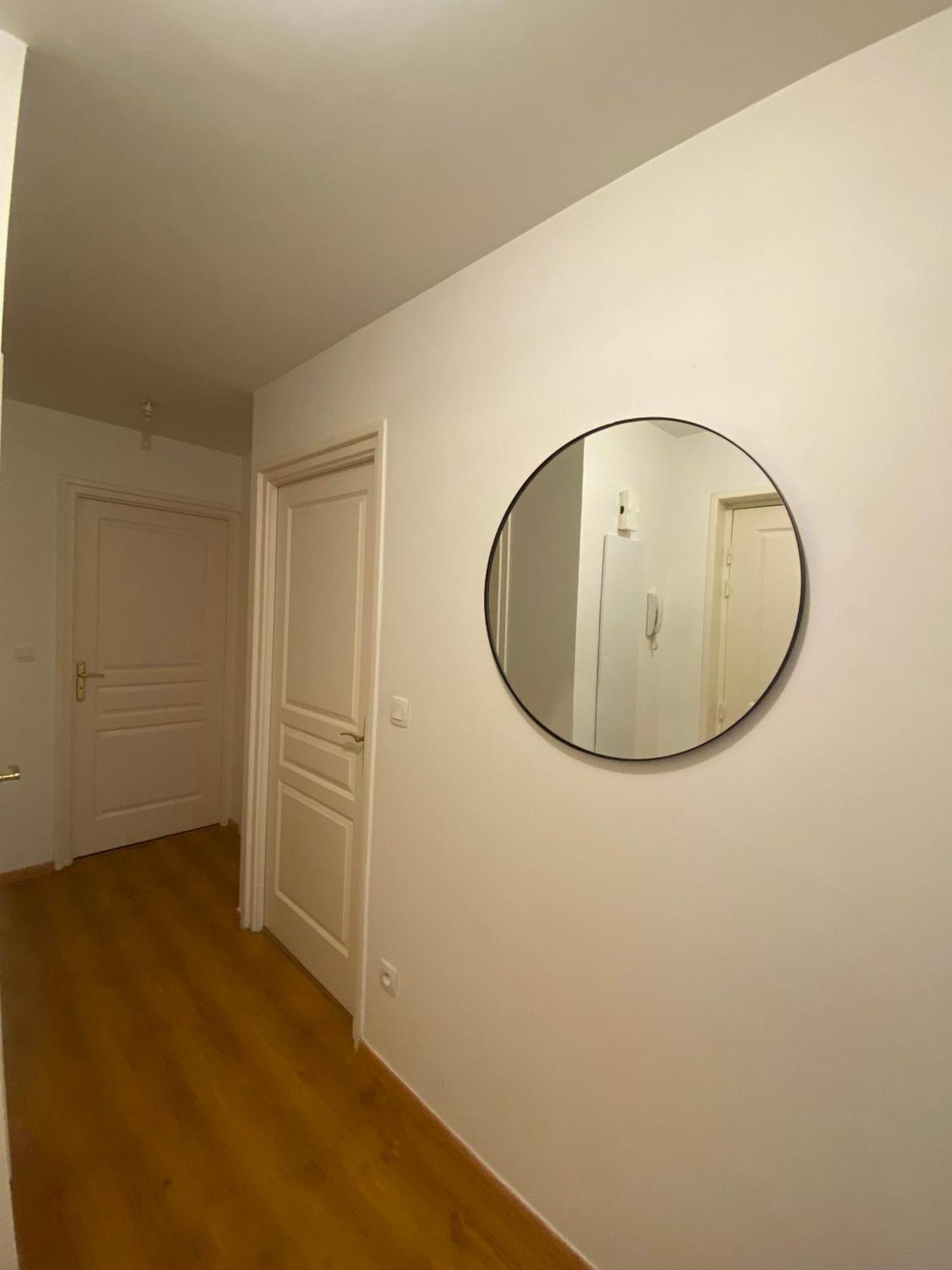 Le Carnot Appartement Avec 2 Chambres Separes Et Parking Privatif Et Securise Arras Bagian luar foto
